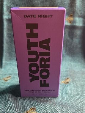 YOUTH FORIA Date Night Skin Tint Serum Foundation In Light Medium